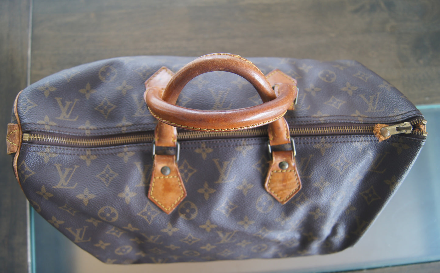 Louis Vitton Speedy 40 Boston