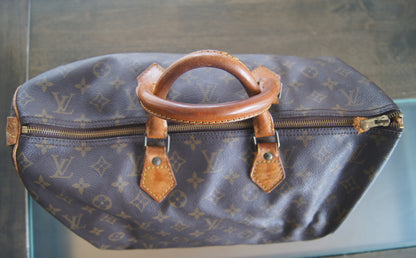 Louis Vitton Speedy 40 Boston