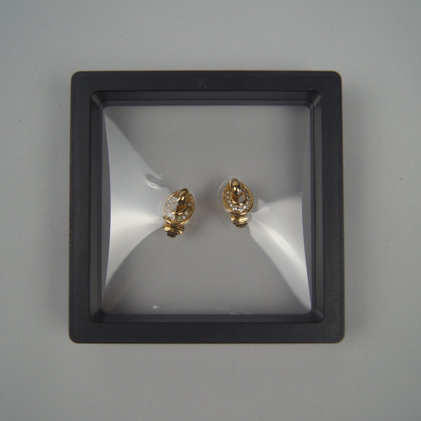 Christian Dior - Earrings 14K gold plated surface-alloy Stone