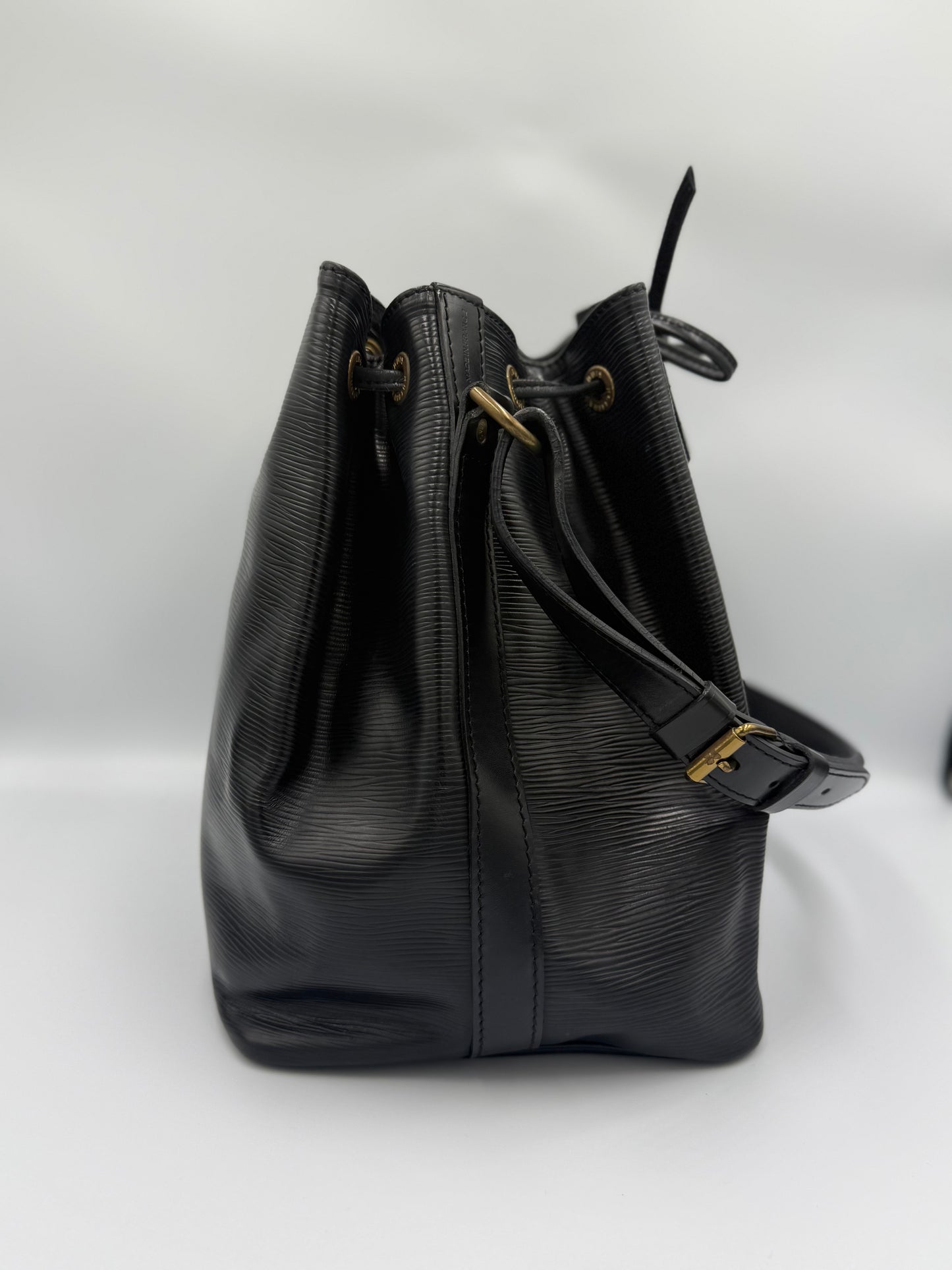 Louis Vuitton Epi Petit Noe Noir